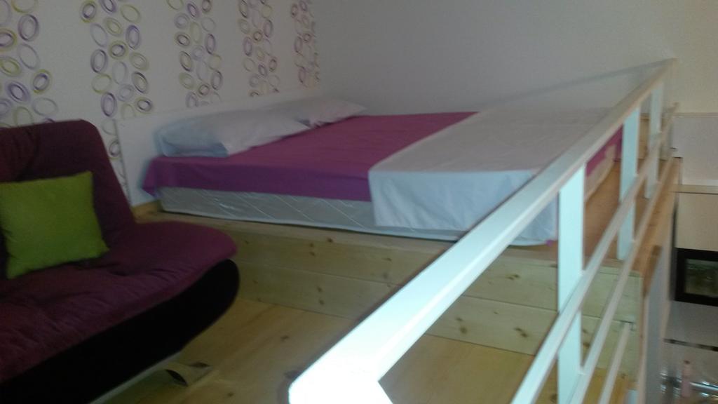 Comfortable Flat In Central Tbilisi Bilik gambar