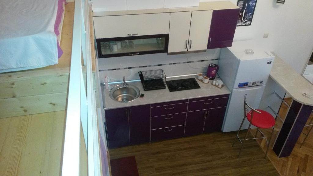 Comfortable Flat In Central Tbilisi Bilik gambar