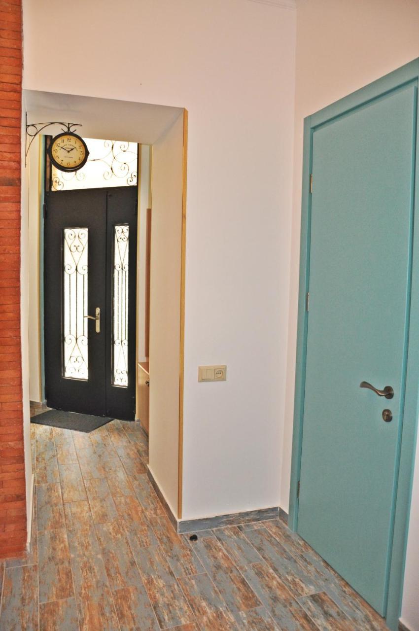 Comfortable Flat In Central Tbilisi Luaran gambar